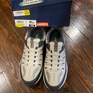 skechers men’s